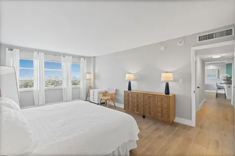 340 Sunset Drive Fort Lauderdale FL 33301