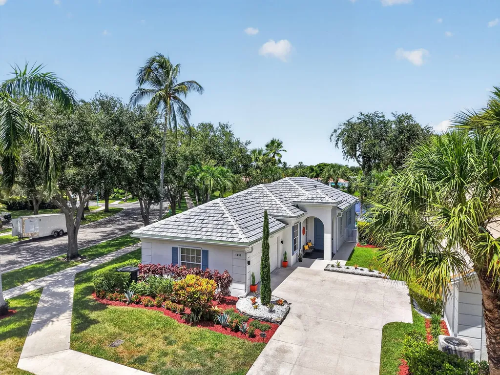 4690 Hammock Circle Delray Beach FL 33445