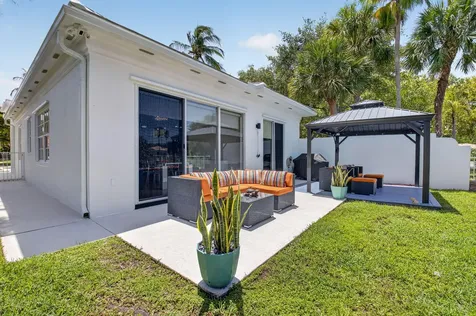 4690 Hammock Circle Delray Beach FL 33445
