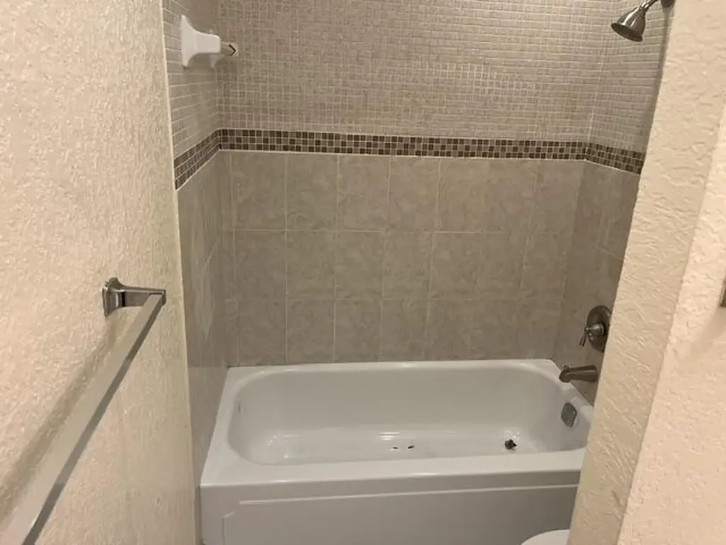 2960 Riverside Drive Coral Springs FL 33065