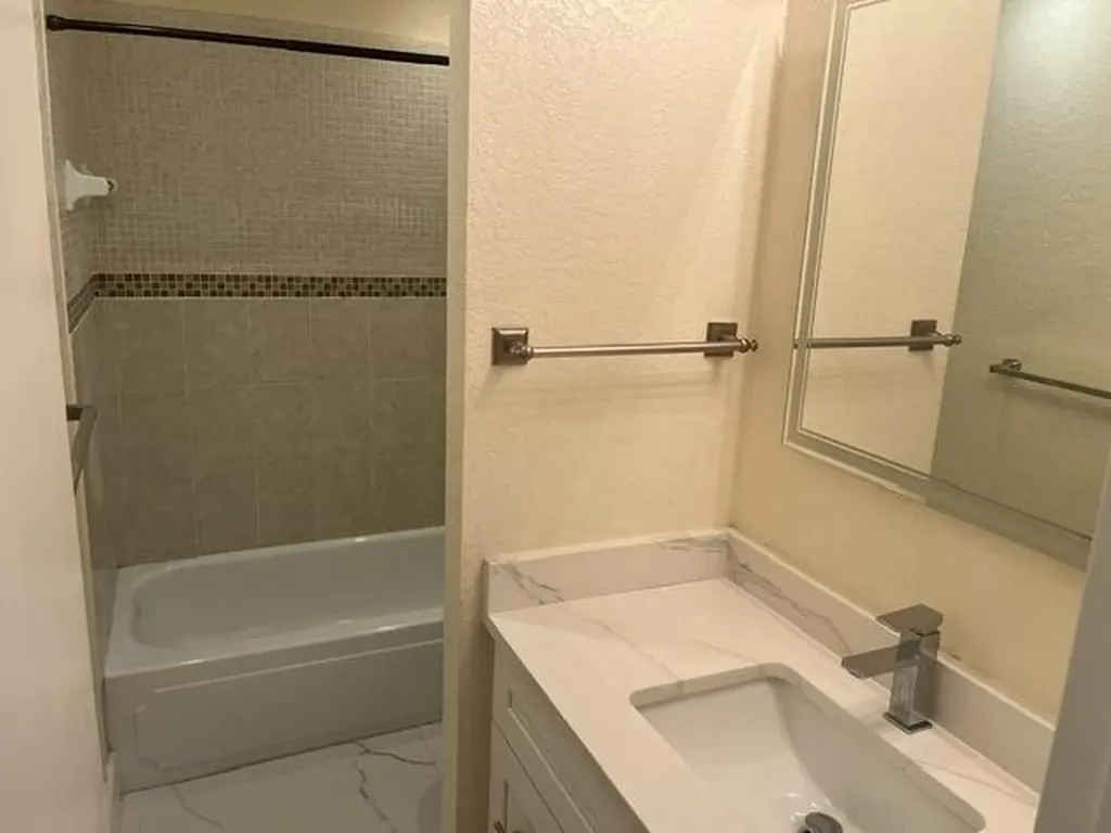 2960 Riverside Drive Coral Springs FL 33065