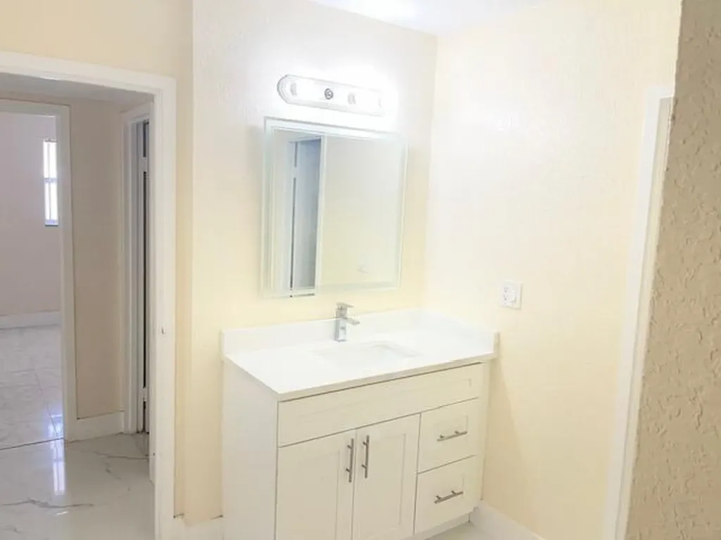 2960 Riverside Drive Coral Springs FL 33065