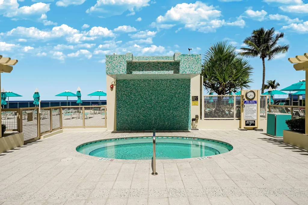 2501 S Ocean Drive Hollywood FL 33019