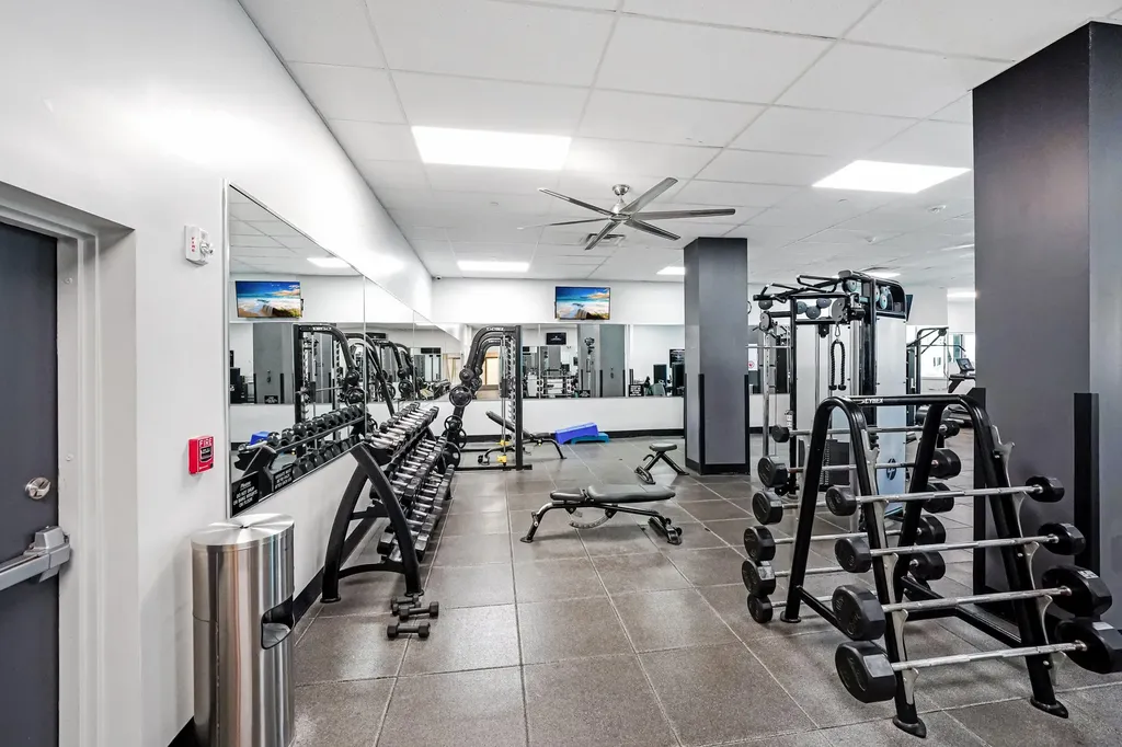 2501 S Ocean Drive Hollywood FL 33019