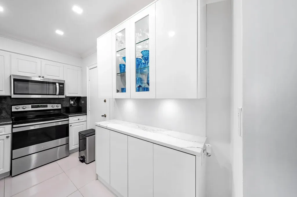 2501 S Ocean Drive Hollywood FL 33019