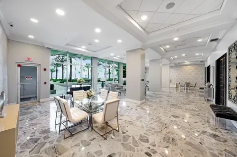 2501 S Ocean Drive Hollywood FL 33019