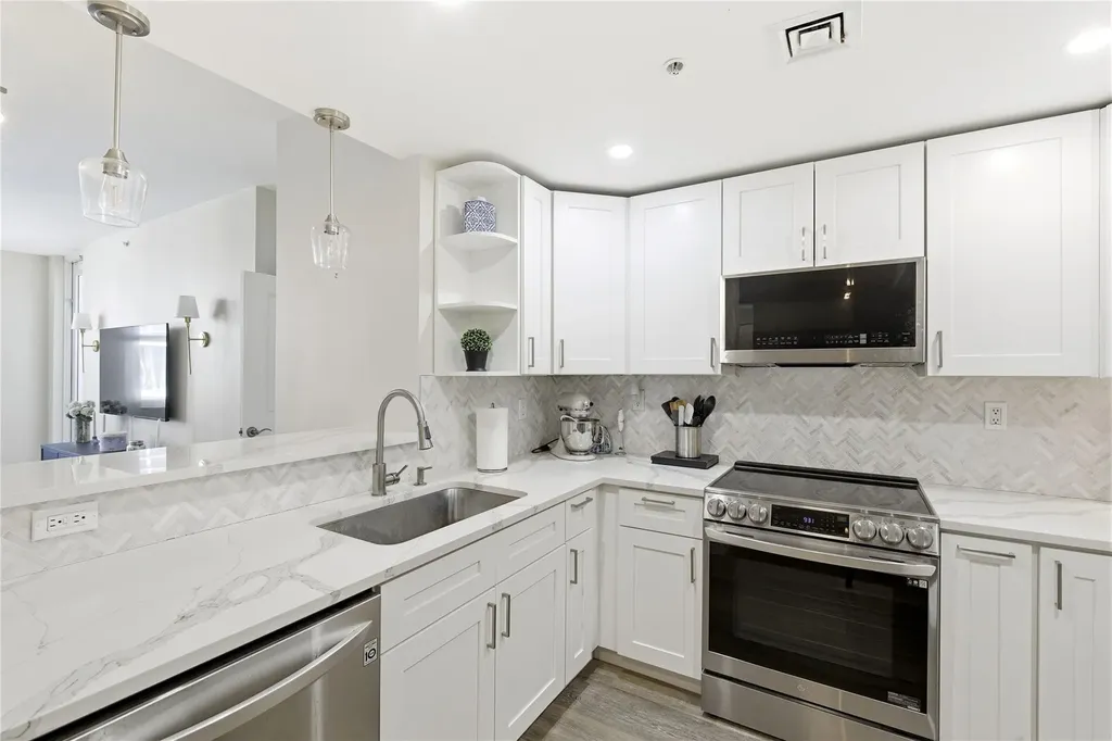 511 SE 5 Avenue Fort Lauderdale FL 33301