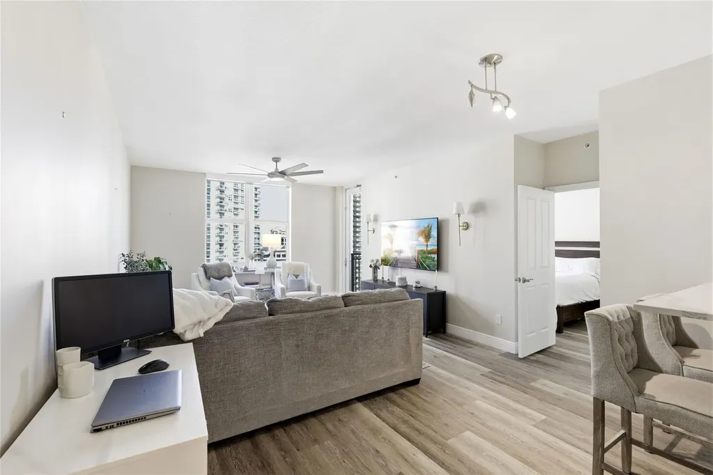 511 SE 5 Avenue Fort Lauderdale FL 33301