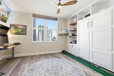 511 SE 5 Avenue Fort Lauderdale FL 33301