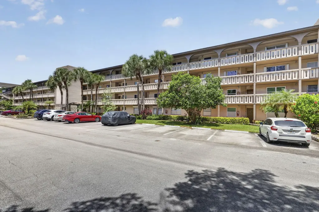 1703 Andros Isle Coconut Creek FL 33066