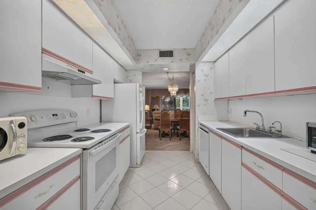 1703 Andros Isle Coconut Creek FL 33066