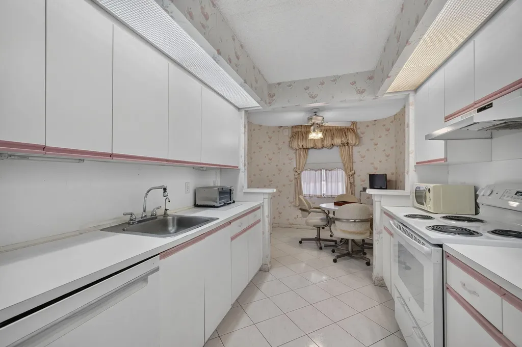 1703 Andros Isle Coconut Creek FL 33066