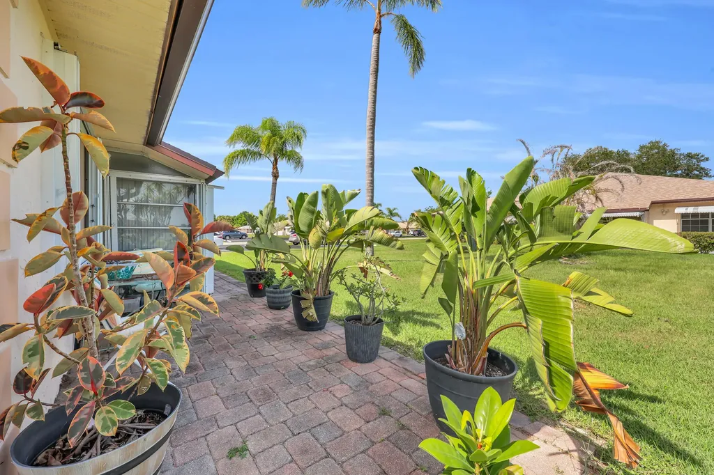 515 Ponderosa Drive Fort Pierce FL 34982