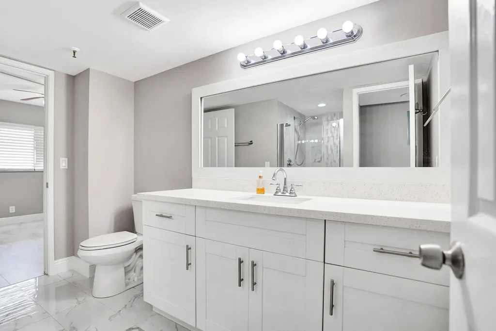 2200 S Cypress Bend Drive Pompano Beach FL 33069