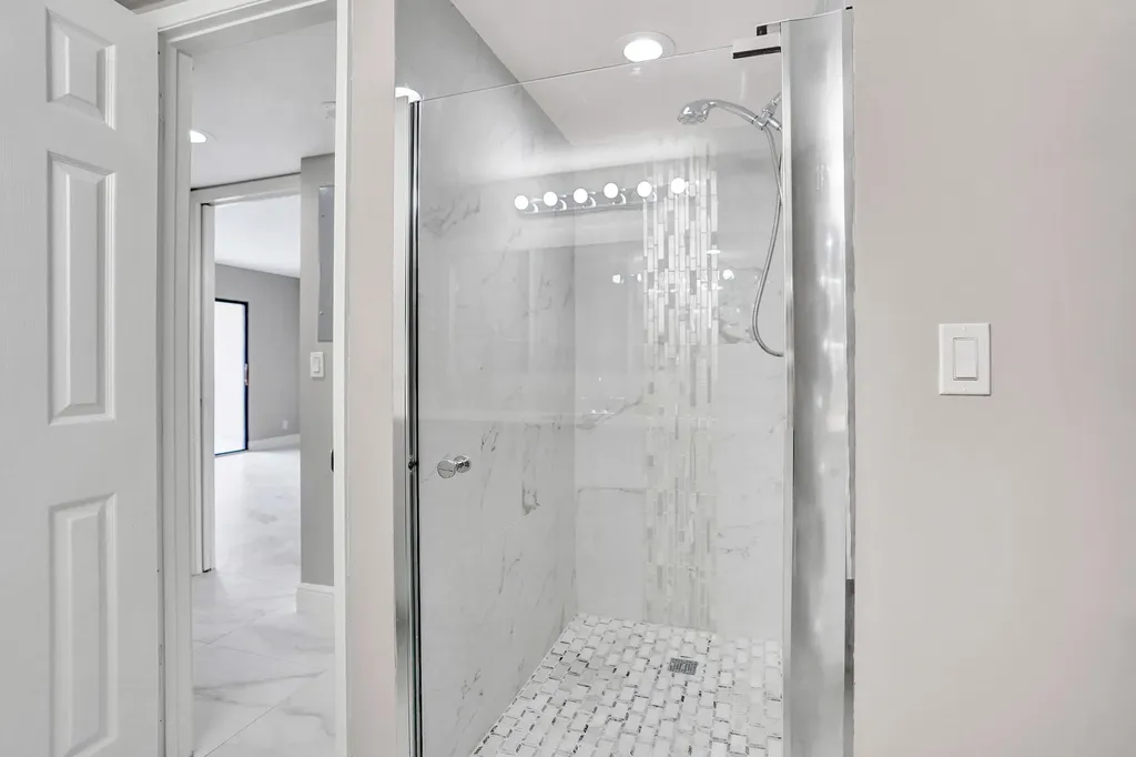 2200 S Cypress Bend Drive Pompano Beach FL 33069