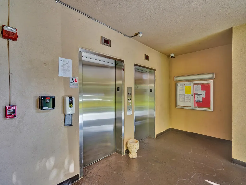 2200 S Cypress Bend Drive Pompano Beach FL 33069