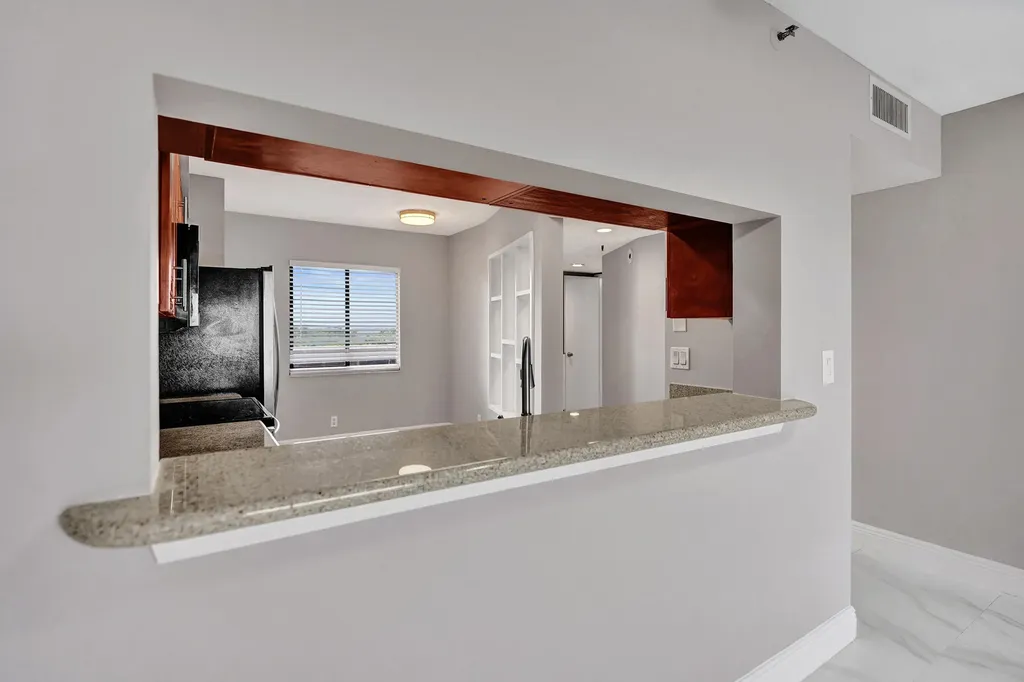 2200 S Cypress Bend Drive Pompano Beach FL 33069