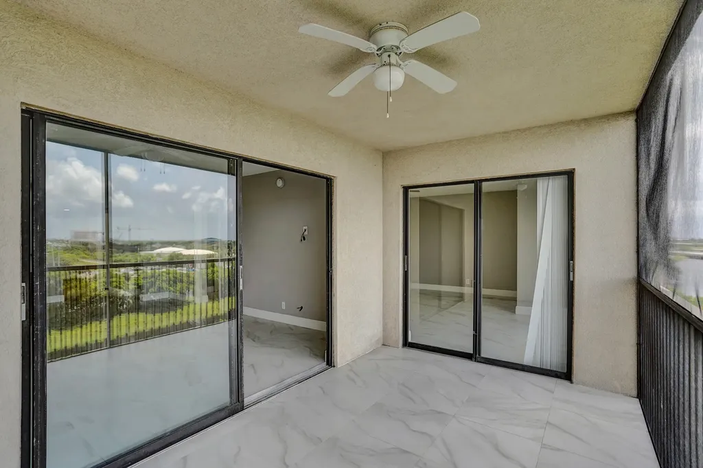 2200 S Cypress Bend Drive Pompano Beach FL 33069
