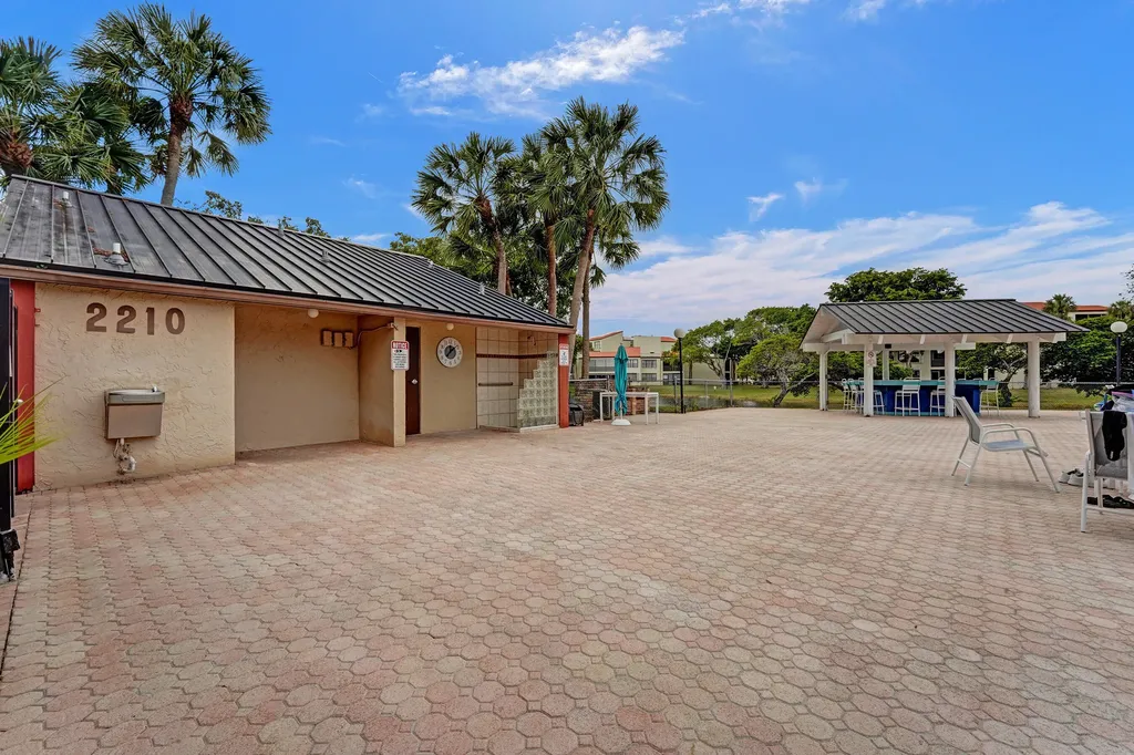 2200 S Cypress Bend Drive Pompano Beach FL 33069