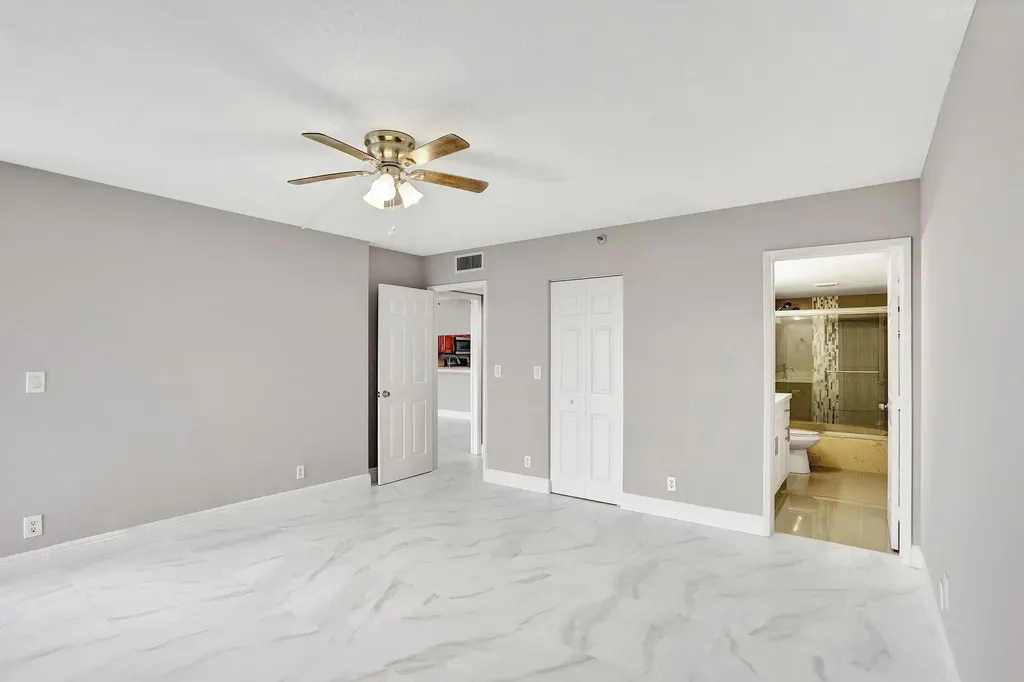 2200 S Cypress Bend Drive Pompano Beach FL 33069