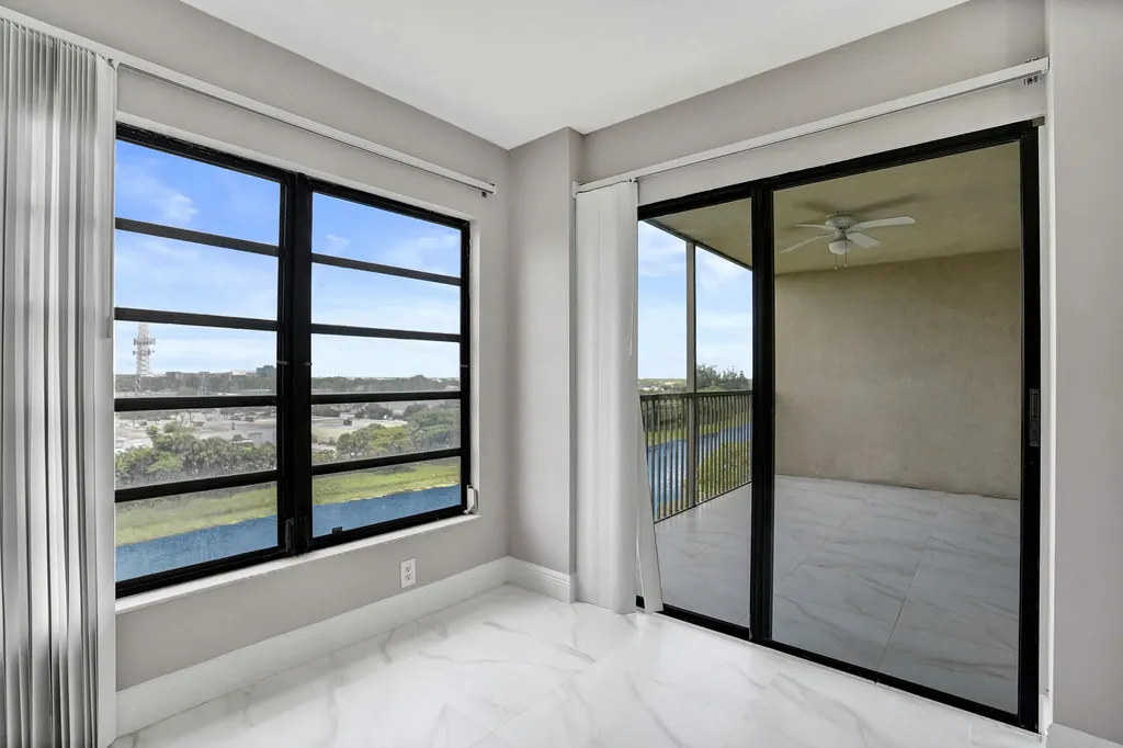 2200 S Cypress Bend Drive Pompano Beach FL 33069