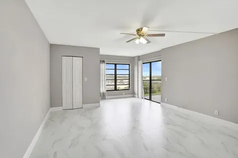 2200 S Cypress Bend Drive Pompano Beach FL 33069