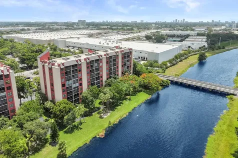 2200 S Cypress Bend Drive Pompano Beach FL 33069