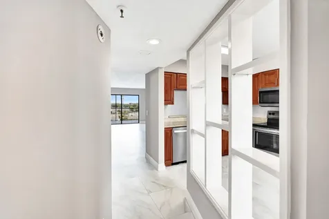2200 S Cypress Bend Drive Pompano Beach FL 33069