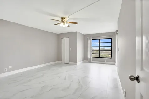 2200 S Cypress Bend Drive Pompano Beach FL 33069