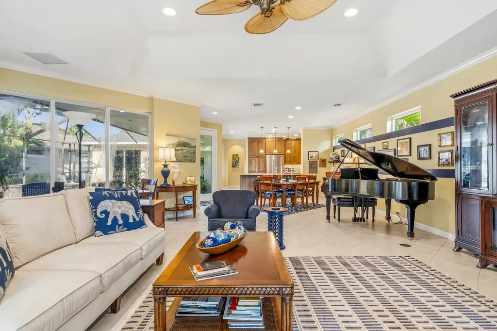 687 Hampton Woods Lane SW Vero Beach FL 32962