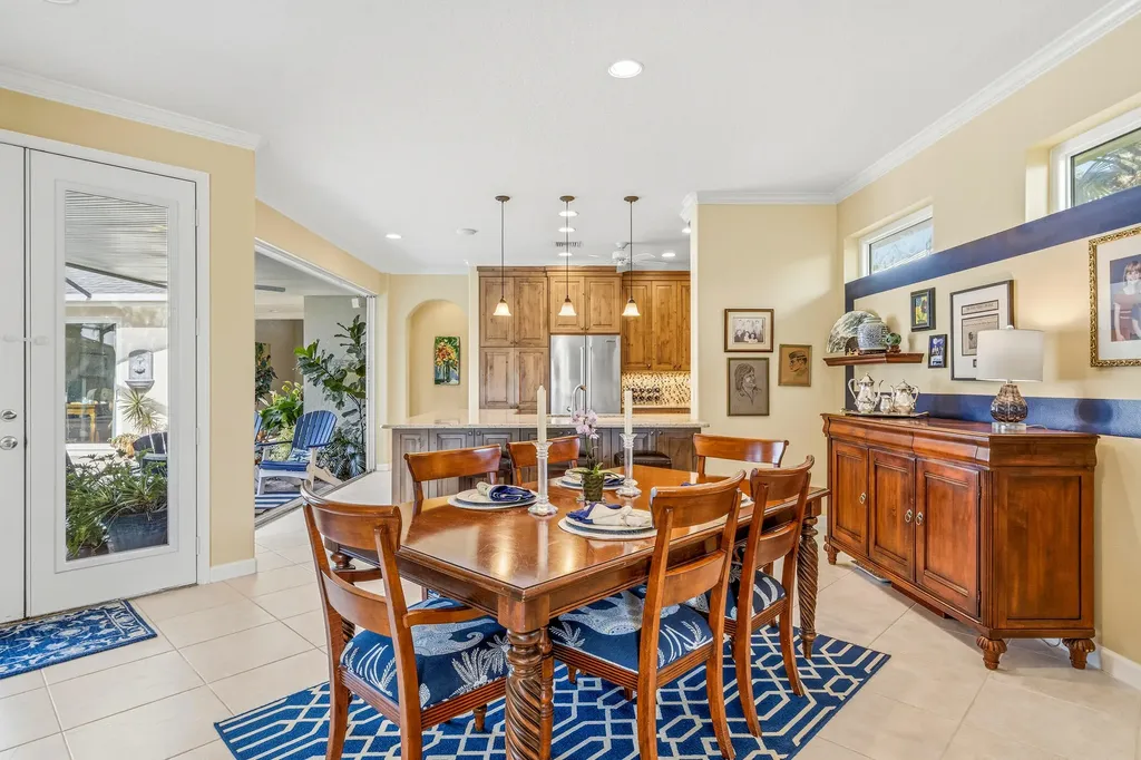 687 Hampton Woods Lane SW Vero Beach FL 32962