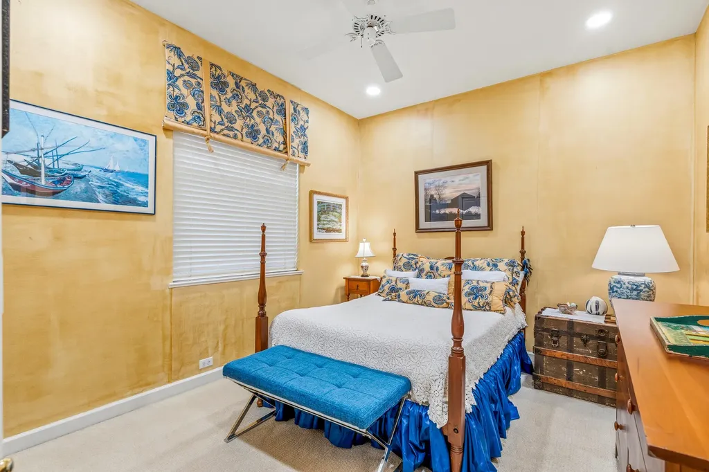 687 Hampton Woods Lane SW Vero Beach FL 32962