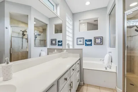 687 Hampton Woods Lane SW Vero Beach FL 32962