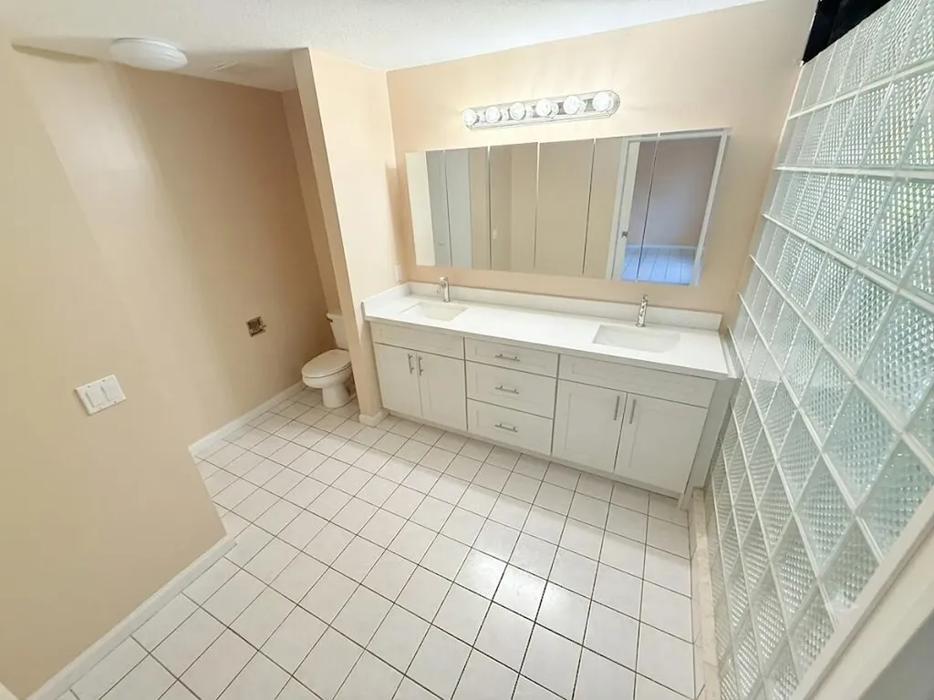 13338 76th Road N The Acreage FL 33412