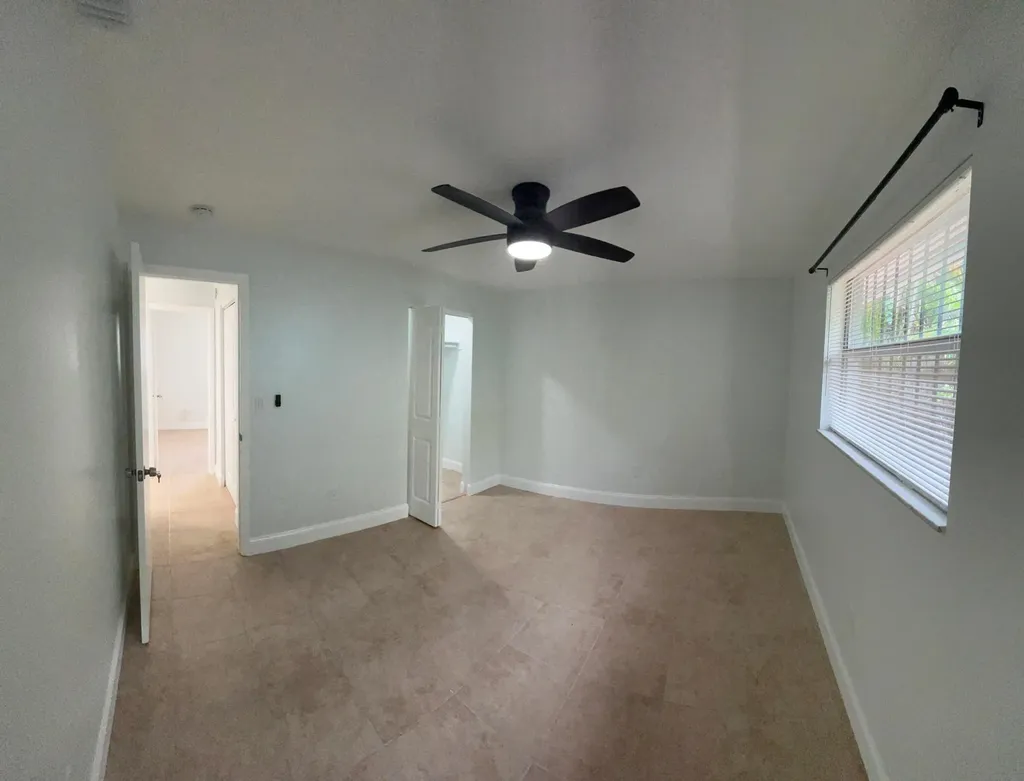 522 46th Street West Palm Beach FL 33407