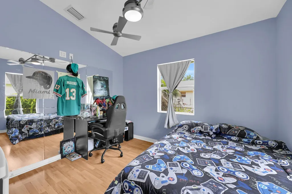 1295 12th Avenue SW Vero Beach FL 32962