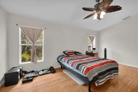 1295 12th Avenue SW Vero Beach FL 32962