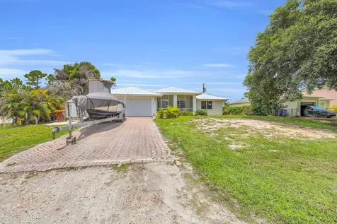 1295 12th Avenue SW Vero Beach FL 32962