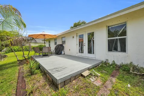 1295 12th Avenue SW Vero Beach FL 32962