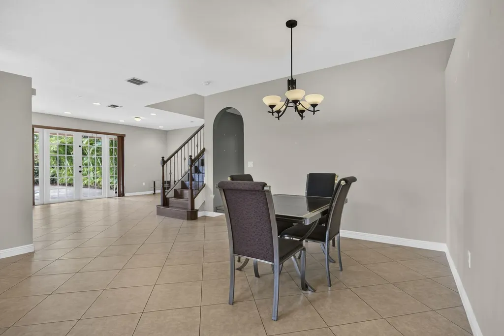 9081 Dupont Place Wellington FL 33414