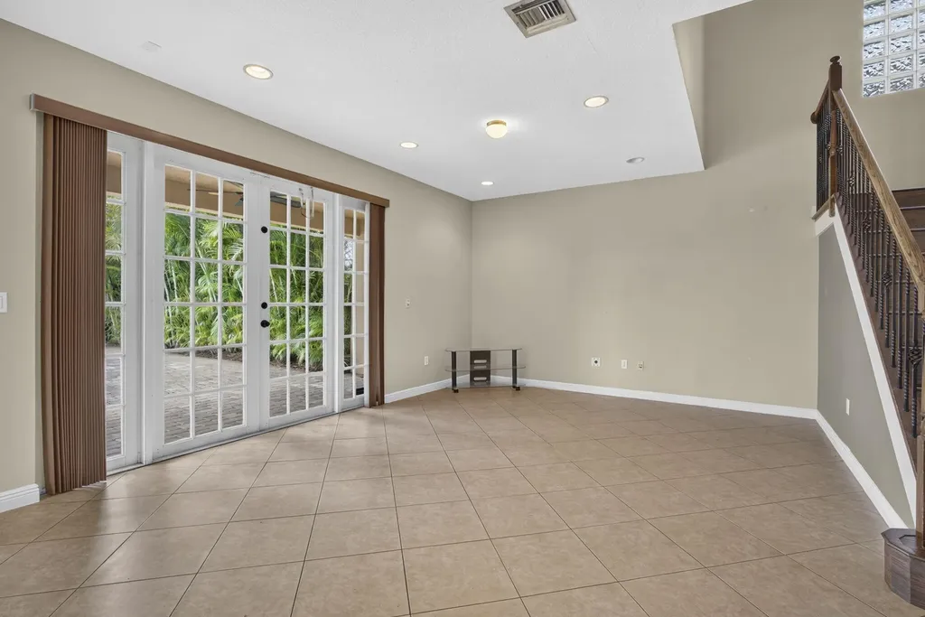 9081 Dupont Place Wellington FL 33414