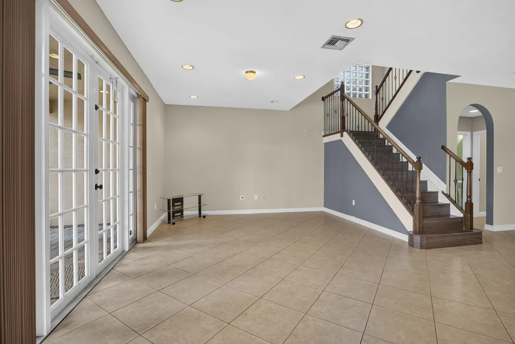 9081 Dupont Place Wellington FL 33414