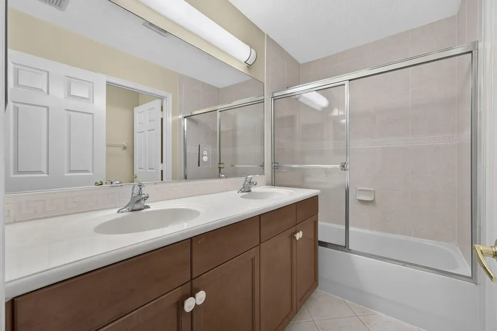 9081 Dupont Place Wellington FL 33414