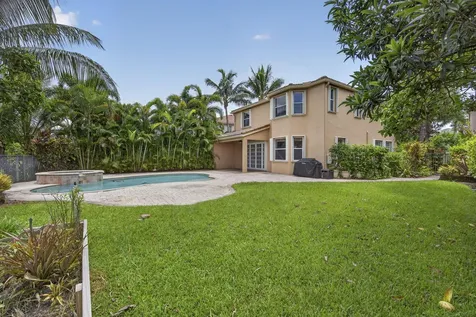 9081 Dupont Place Wellington FL 33414