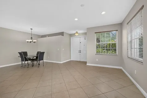 9081 Dupont Place Wellington FL 33414