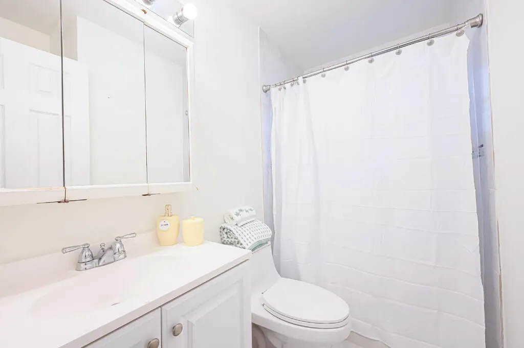 384 NW 23rd Street Boca Raton FL 33431
