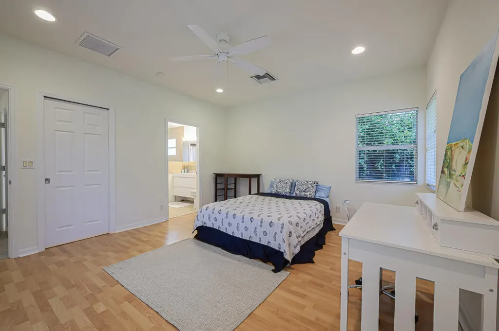 384 NW 23rd Street Boca Raton FL 33431