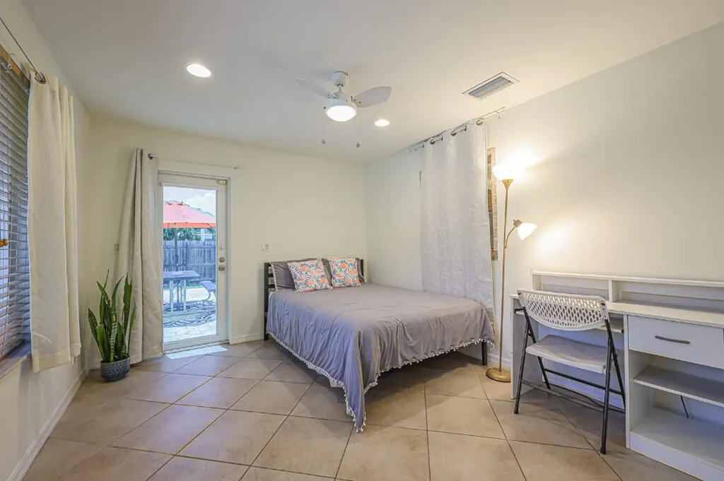 384 NW 23rd Street Boca Raton FL 33431