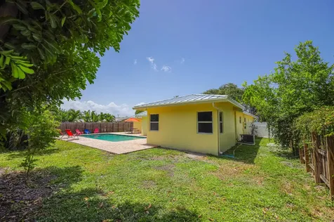 384 NW 23rd Street Boca Raton FL 33431