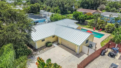 384 NW 23rd Street Boca Raton FL 33431